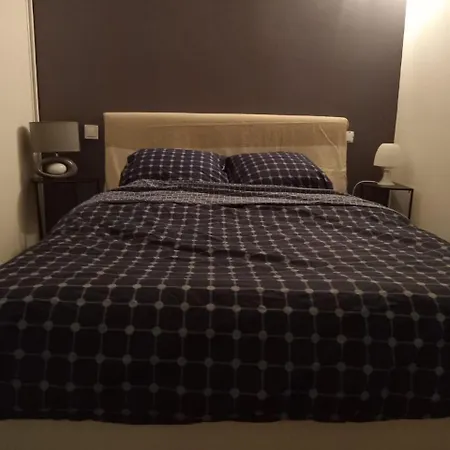 Appartement Cosy Dans Le Marais Paris Exterior photo